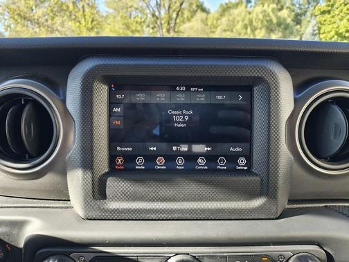2023 Jeep Gladiator Sport S