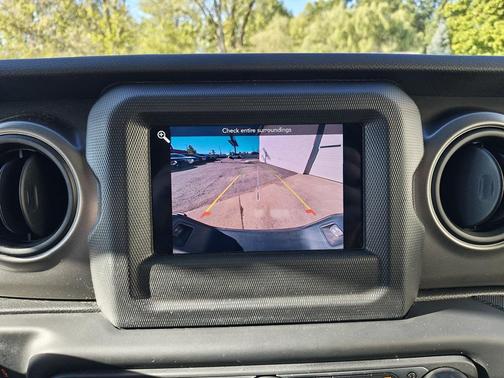 2023 Jeep Gladiator Sport S