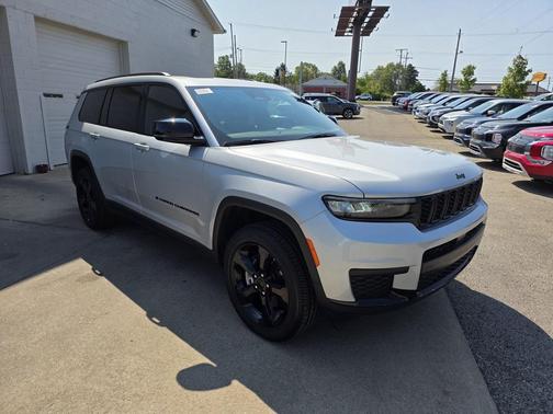2025 Jeep Grand Cherokee L Altitude