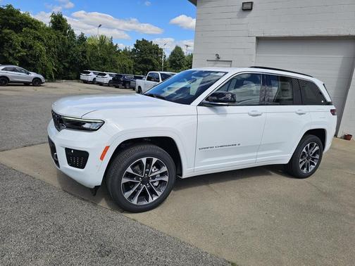 2025 Jeep Grand Cherokee Overland