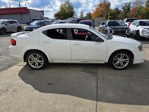 2014 Dodge Avenger SE