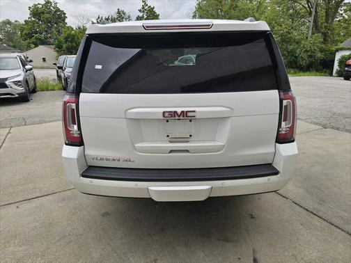 2016 GMC Yukon XL SLT