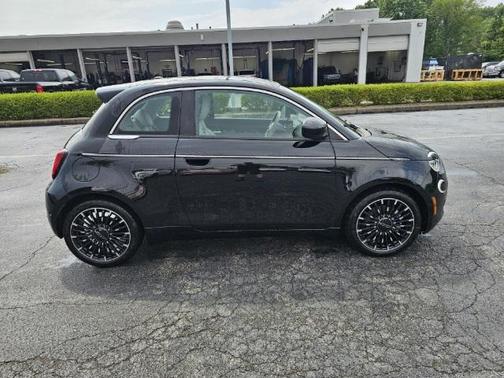 2024 FIAT 500e Music FWD