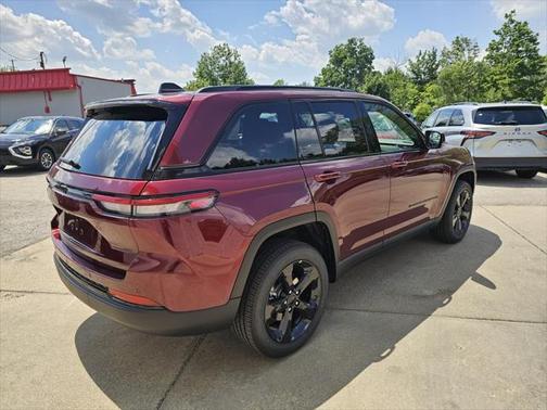 2025 Jeep Grand Cherokee Altitude