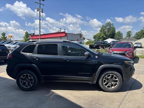2020 Jeep Cherokee Trailhawk