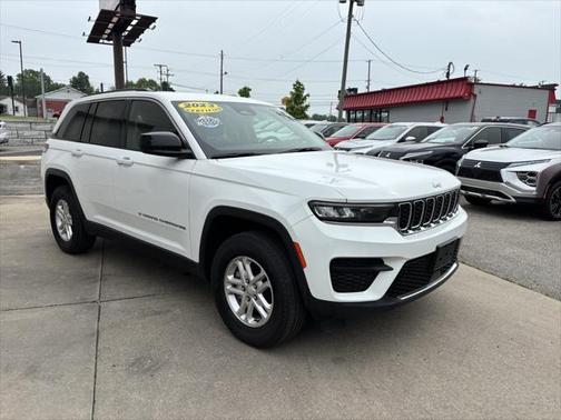 2023 Jeep Grand Cherokee Laredo