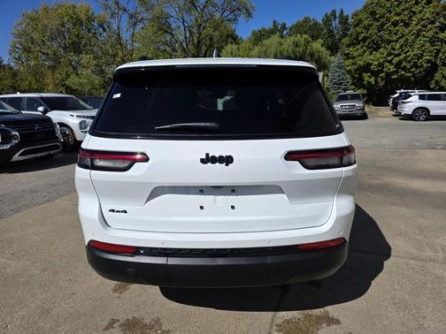 2025 Jeep Grand Cherokee L Altitude