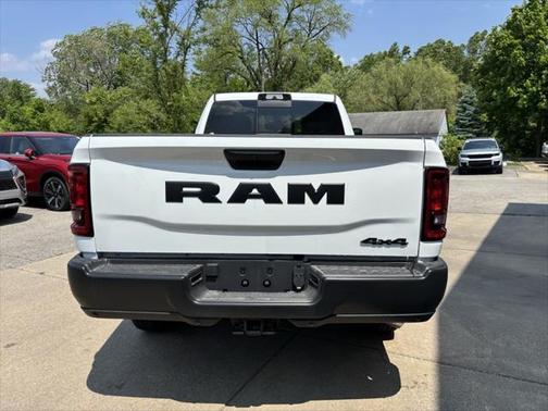 2025 RAM 2500 Tradesman Crew Cab 4x4 8' Box