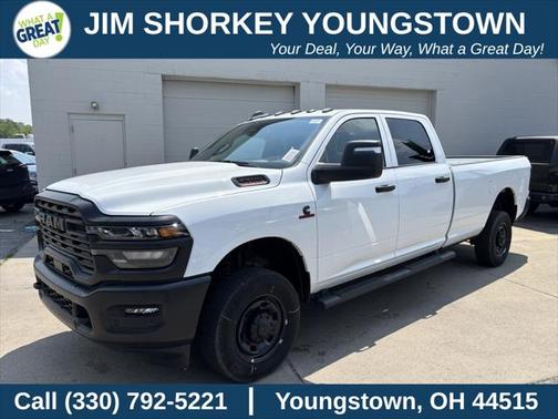 2025 RAM 2500 Tradesman Crew Cab 4x4 8' Box
