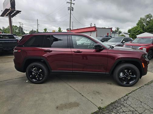 2025 Jeep Grand Cherokee Limited X