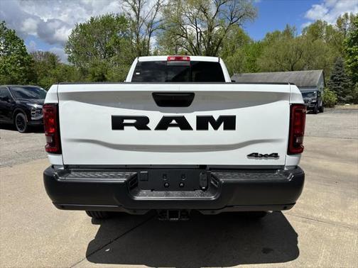 2025 RAM 2500 Tradesman Crew Cab 4x4 8' Box