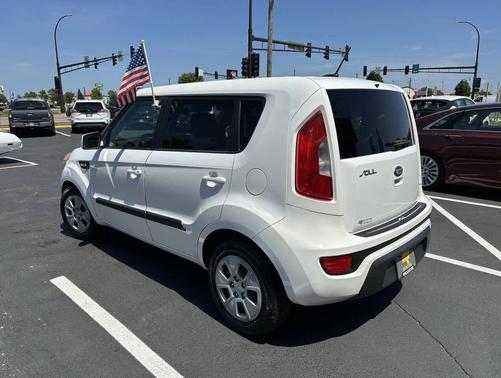 2013 Kia Soul Base