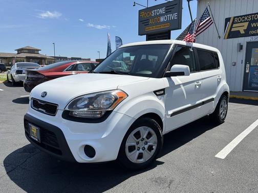 2013 Kia Soul Base