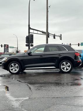 2018 Audi Q5 2.0T Premium Plus