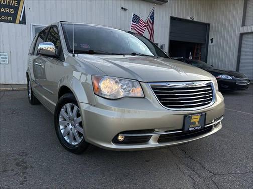 2011 Chrysler Town & Country Touring-L