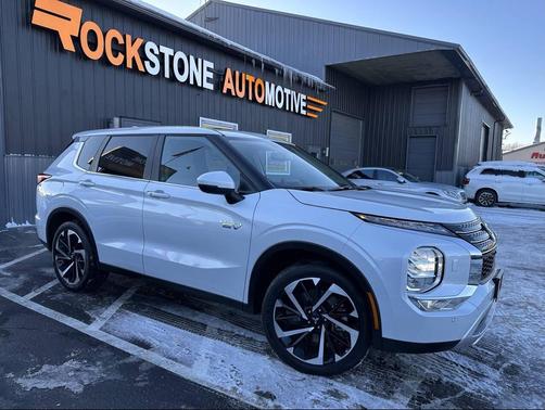 2023 Mitsubishi Outlander PHEV SE S-AWC