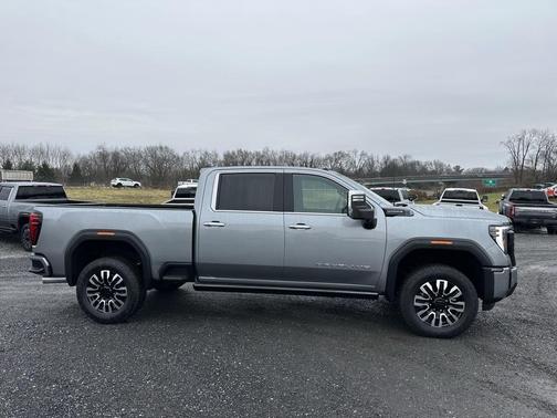 2025 GMC Sierra 3500 Denali