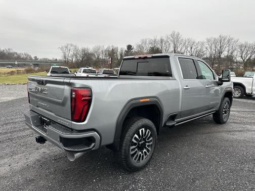 2025 GMC Sierra 3500 Denali