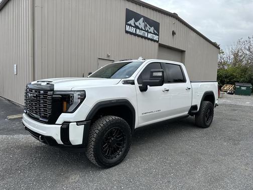 2025 GMC Sierra 3500 Denali