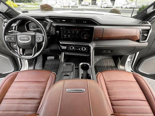 2024 GMC Sierra 2500 Denali Ultimate