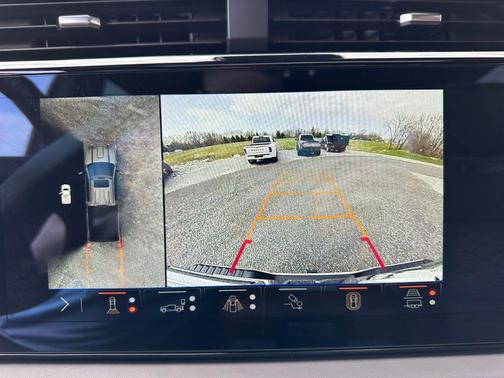 Summit White 2025 GMC Sierra 3500 Denali