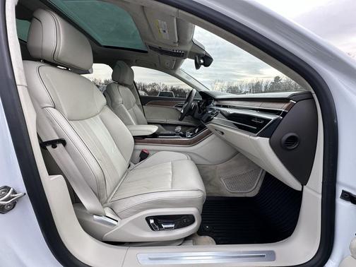 2020 Audi A8 L 60