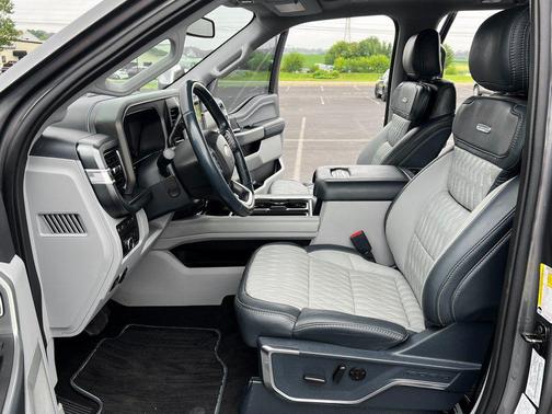 2024 Ford F-450 Limited