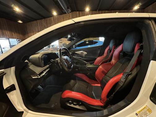 2020 Chevrolet Corvette Stingray w/3LT