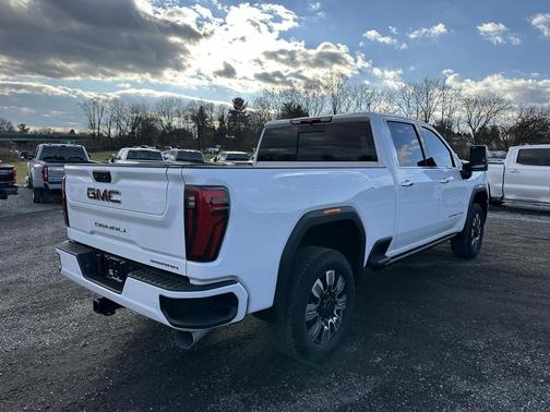 2024 GMC Sierra 2500 Denali