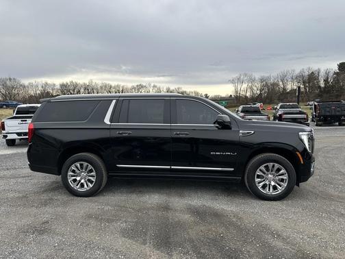 2025 GMC Yukon XL Denali