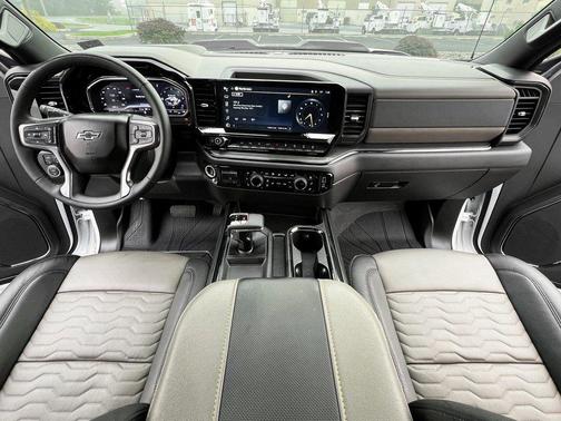 2024 Chevrolet Silverado 1500 ZR2