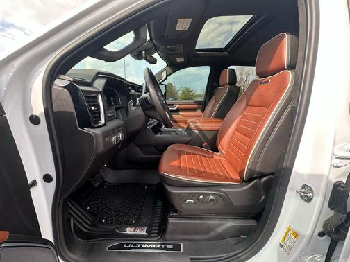 White Frost Tricoat 2025 GMC Sierra 2500 Denali Ultimate