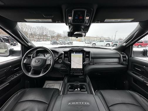 2022 RAM 2500 Limited Crew Cab 4x4 6'4' Box