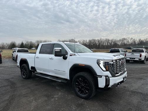 2024 GMC Sierra 2500 Denali