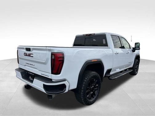 2024 GMC Sierra 2500 Denali