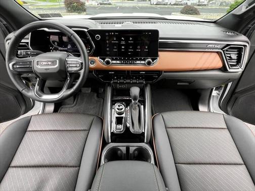 2024 GMC Canyon Base