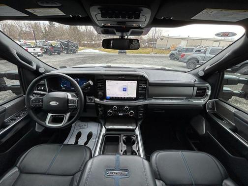 2025 Ford F-350 Platinum