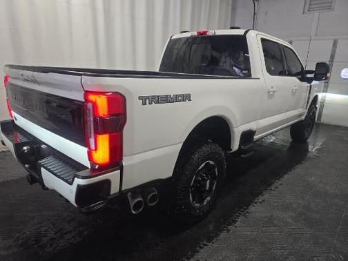 2025 Ford F-350 Platinum