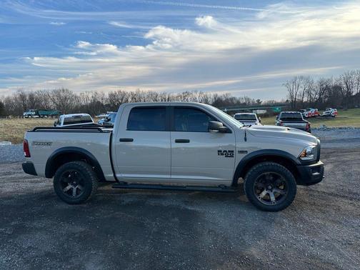 2019 RAM 1500 Classic Warlock Crew Cab 4x4 5'7' Box