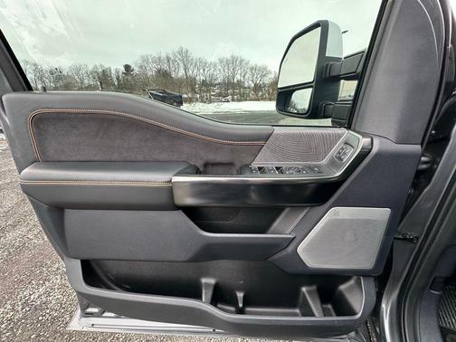 2024 Ford F-250 Platinum