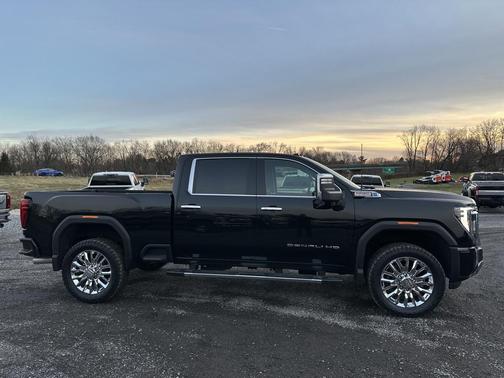 2024 GMC Sierra 2500 Denali