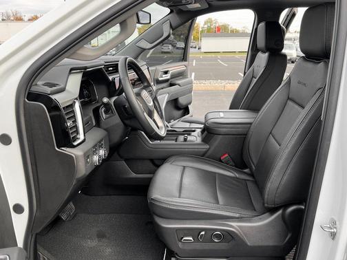 2025 GMC Sierra 2500 Denali