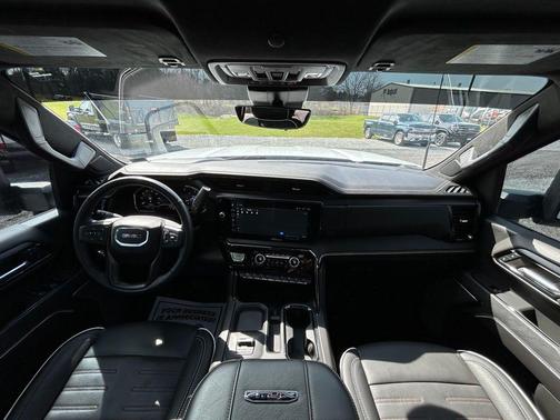 Summit White 2024 GMC Sierra 2500 AT4X