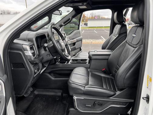 2025 Ford F-250 Platinum