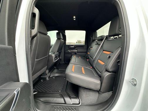 2021 GMC Sierra 2500 AT4