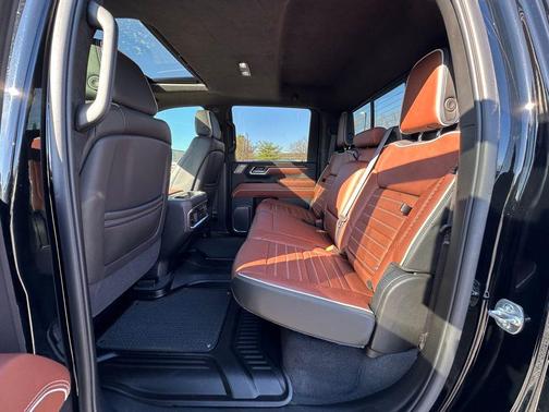 Onyx Black 2025 GMC Sierra 2500 Denali Ultimate