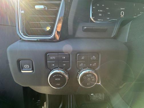 Onyx Black 2025 GMC Sierra 2500 Denali Ultimate