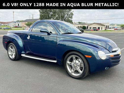 2005 Chevrolet SSR Base