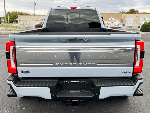 2024 Ford F-450 Platinum