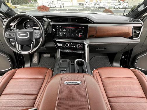 2025 GMC Sierra 3500 Denali